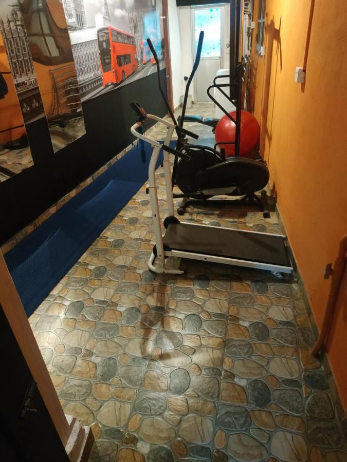 One And Only Apartment Negombo Dış mekan fotoğraf