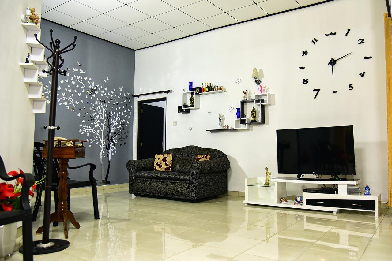 One And Only Apartment Negombo Dış mekan fotoğraf