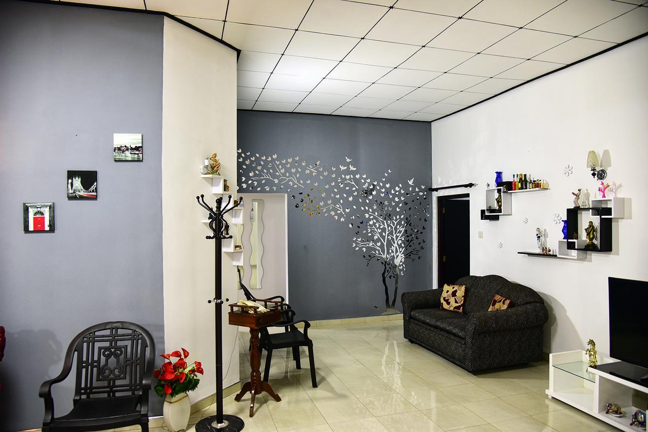 One And Only Apartment Negombo Dış mekan fotoğraf