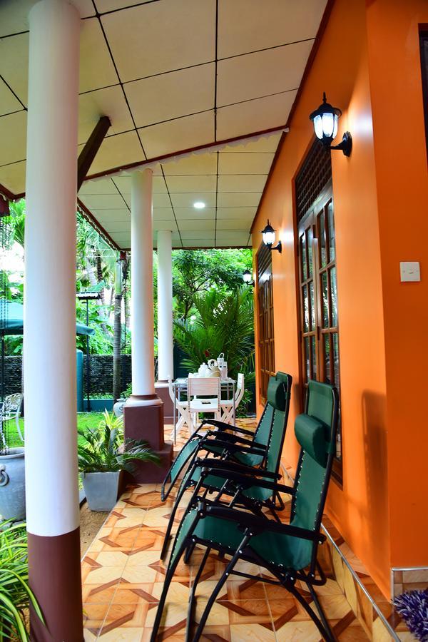 One And Only Apartment Negombo Dış mekan fotoğraf