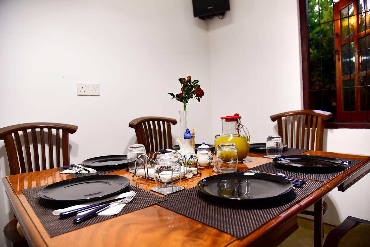 One And Only Apartment Negombo Dış mekan fotoğraf